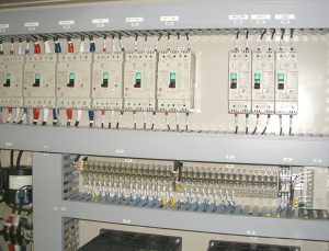 電気制御盤